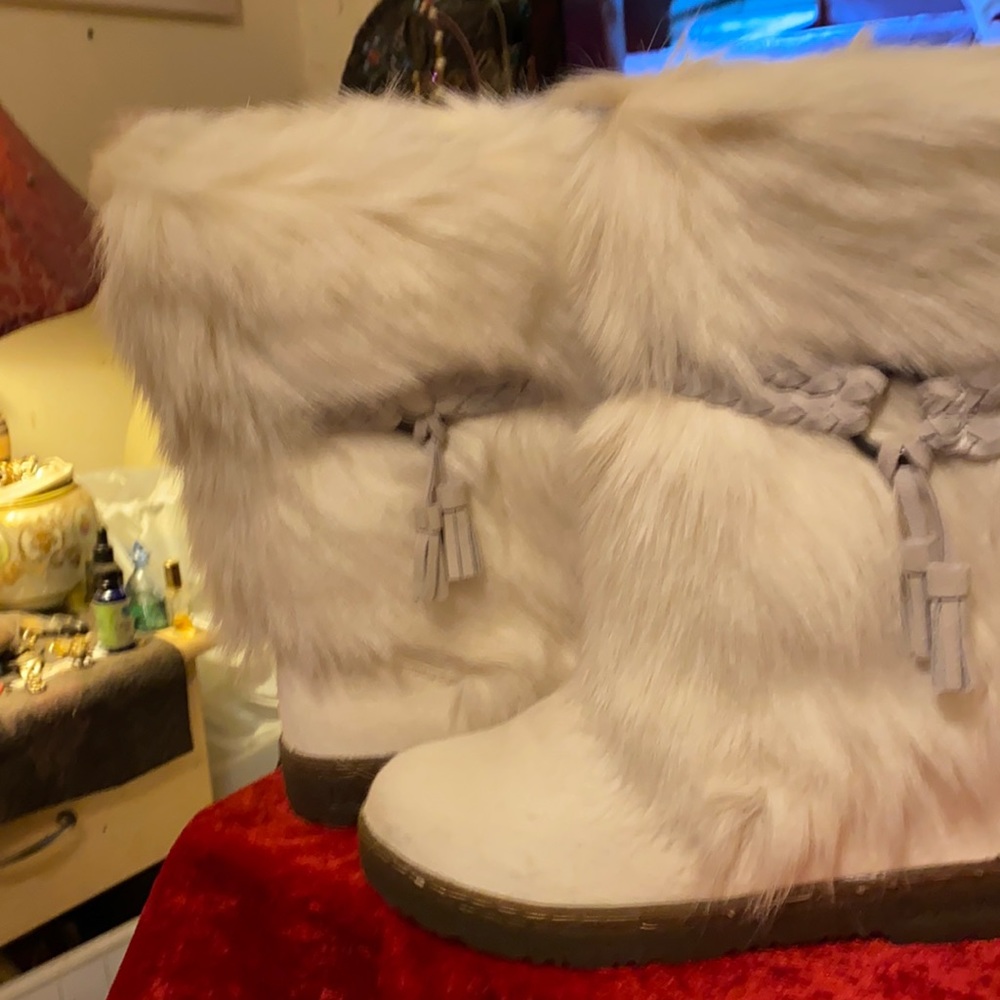 Bear Paw, Faux Fur in/out,, Sz, 10M.